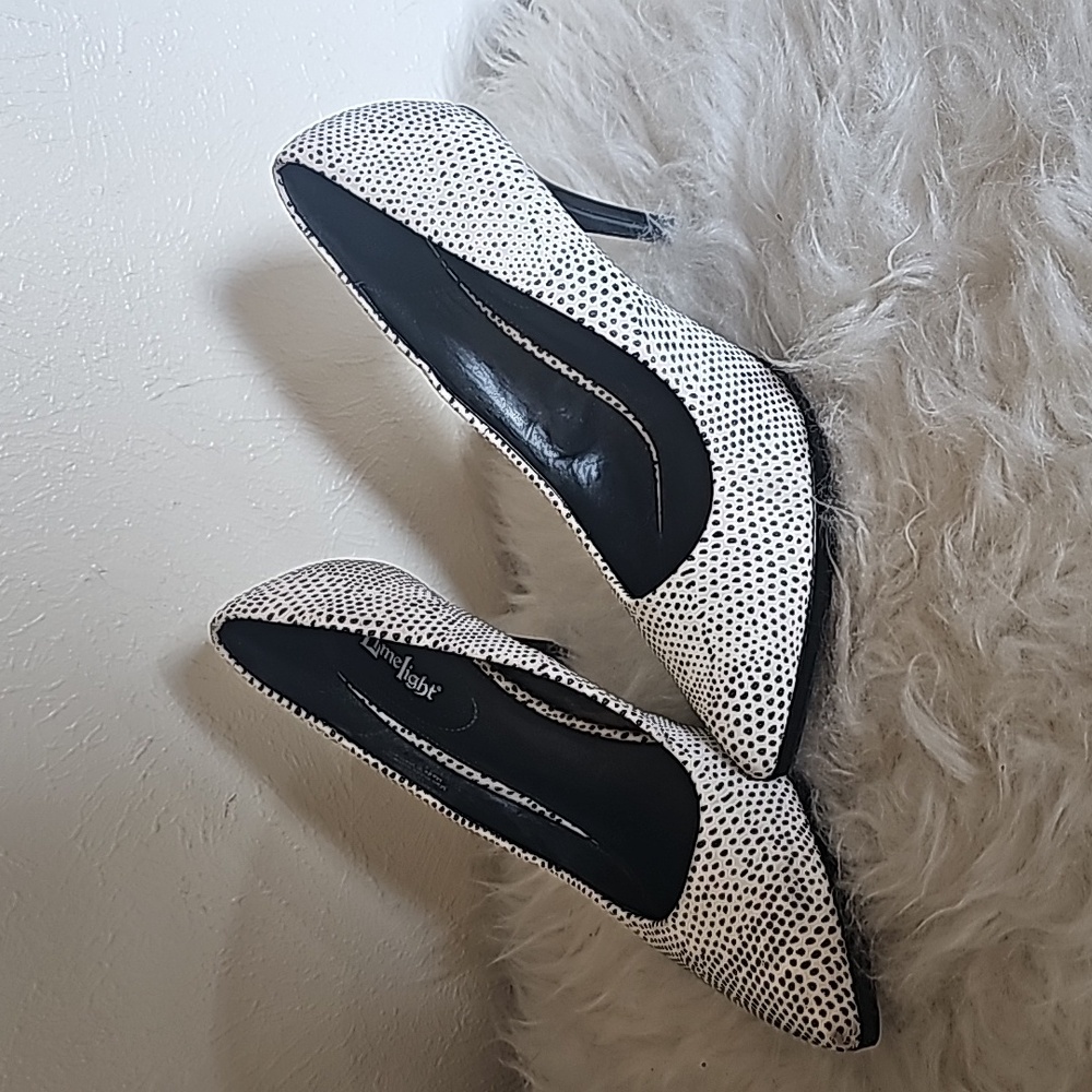 Limelight Hearbreaker white black dots vegan leather textured pumps Size 10